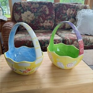 2 Bella Casa Ganz ceramic Easter egg baskets